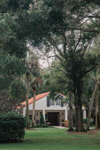 Magnolia Manor Vero Beach Welcome Area - @ardensea